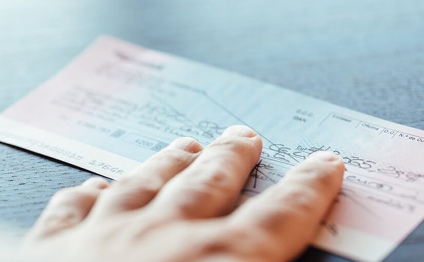 Check Cashier Resume Template